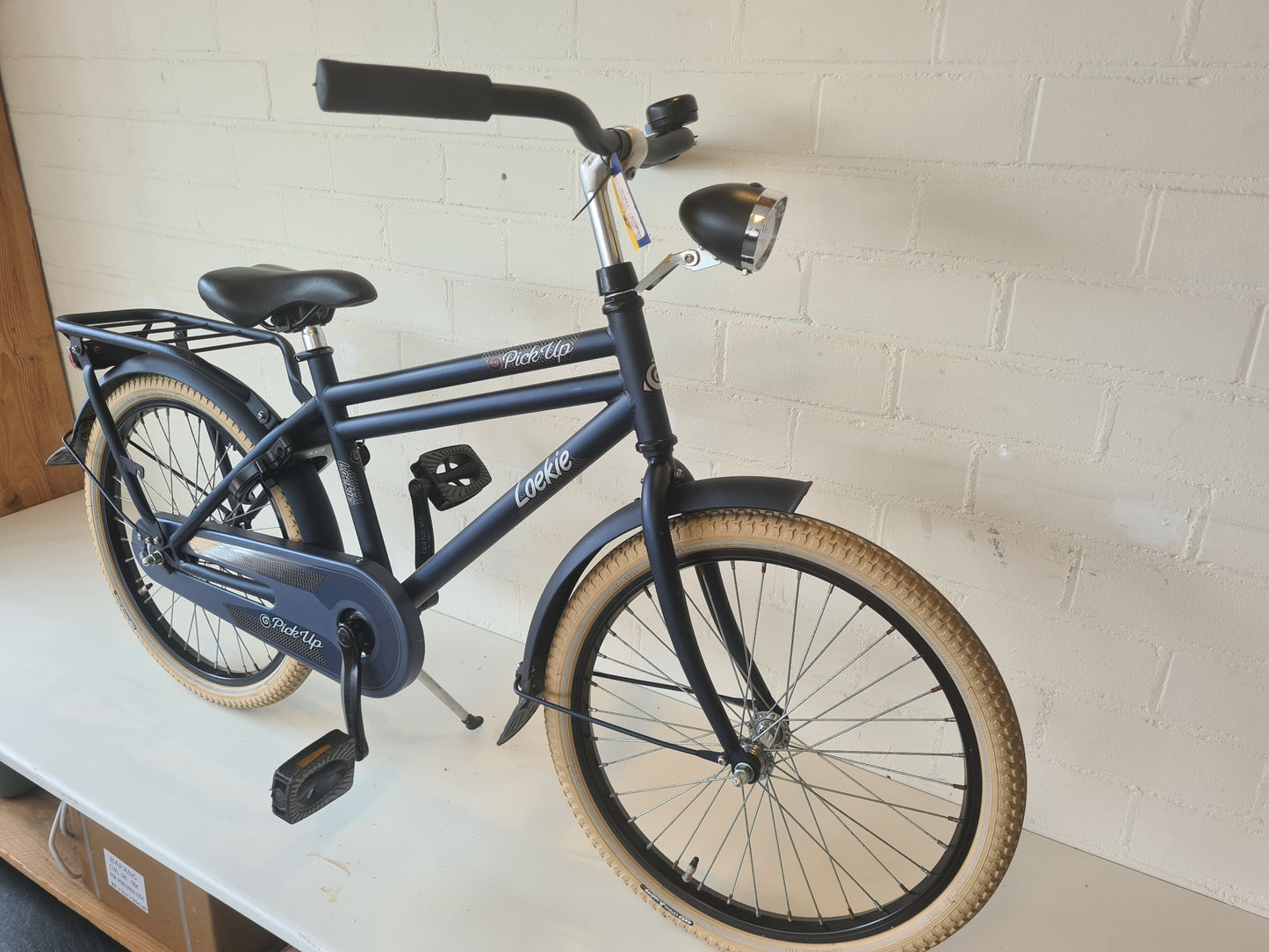 Loekie Pickup 20″