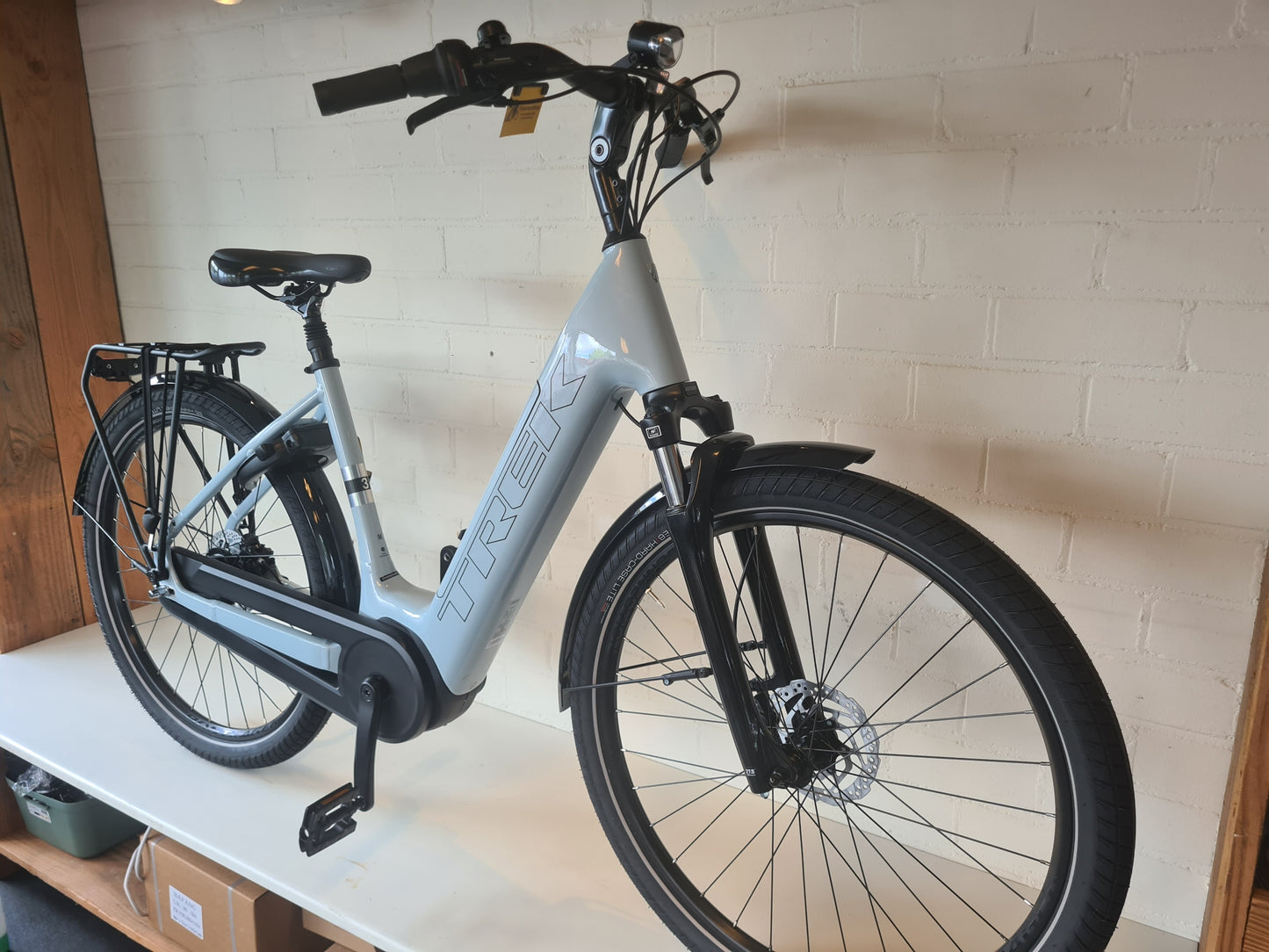 TREK District+3 M