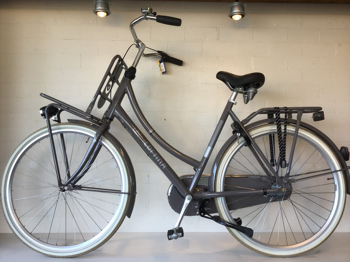 Cortina U4 28″